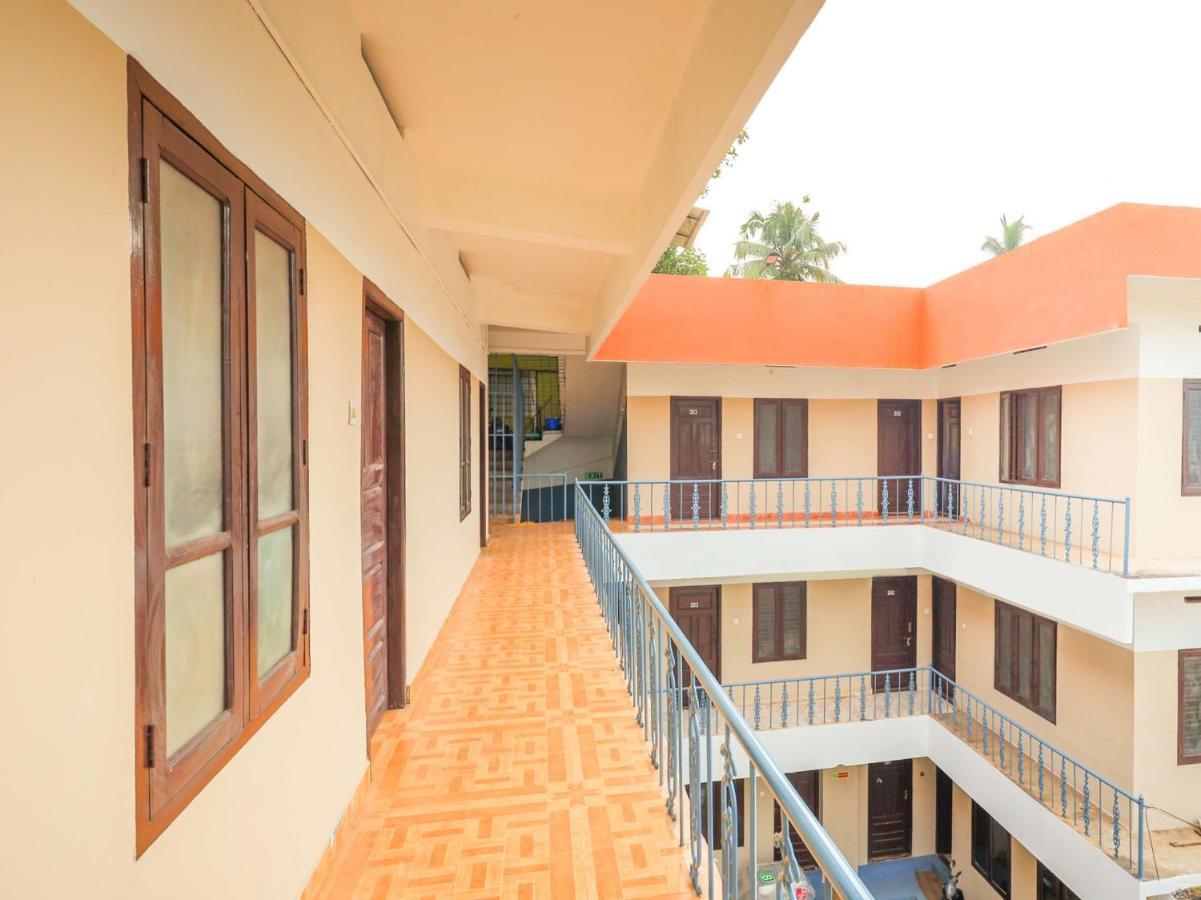 Oyo New Mubarak Tourist Home Panmana Екстер'єр фото